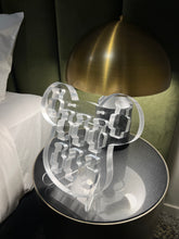 Load image into Gallery viewer, Bearbrick 100% Acrylic Display Case Bearhead shape