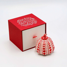 Load image into Gallery viewer, Yayoi Kusama pumpkin sculpture