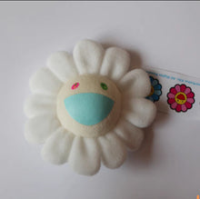 Load image into Gallery viewer, Takashi Murakami Flower Plush Pin 8cm