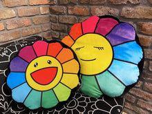 Load image into Gallery viewer, Takashi Murakami Kintaro-Ame Style Flower Cushion kaikai kiki
