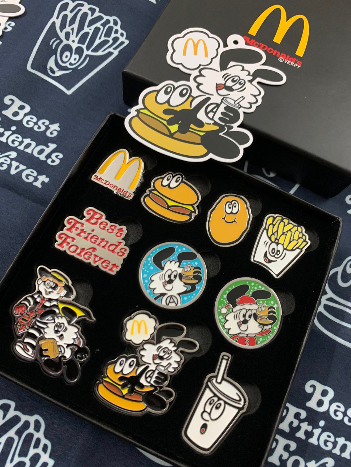 VERDY x McDonald's pin badges set