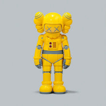 Load image into Gallery viewer, KAWS:HOLIDAY HANGZHOU - Figure

