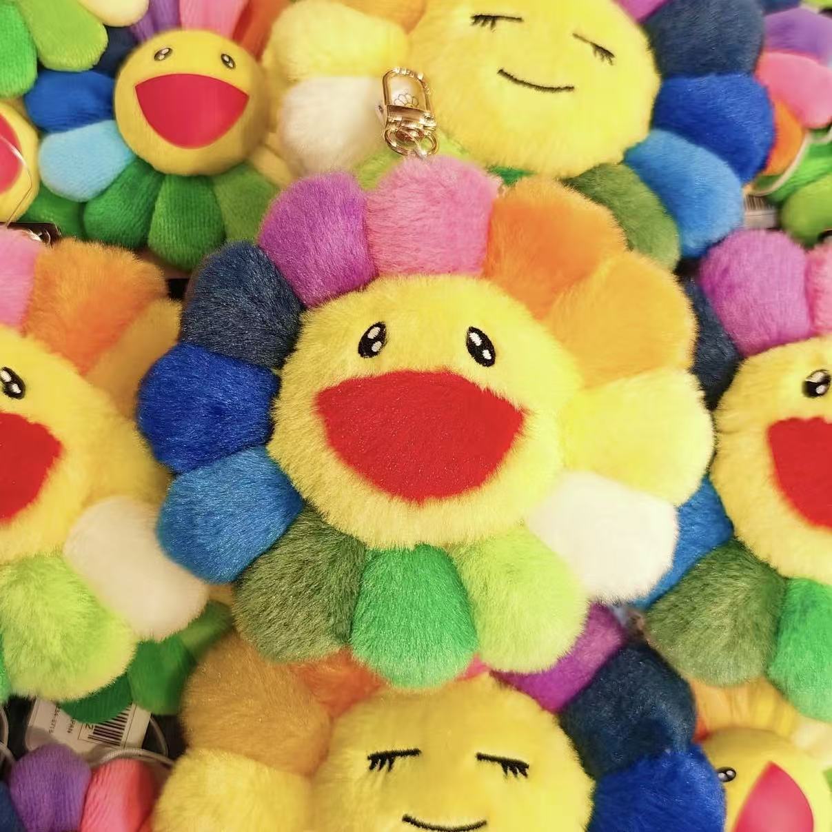 Takashi Murakami Flower Plush Mascot Keychain 11cm – Designstoresyd
