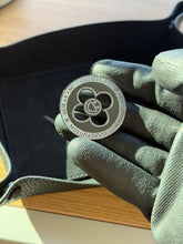 Load image into Gallery viewer, Louis Vuitton x Takashi Murakami Token Coin
