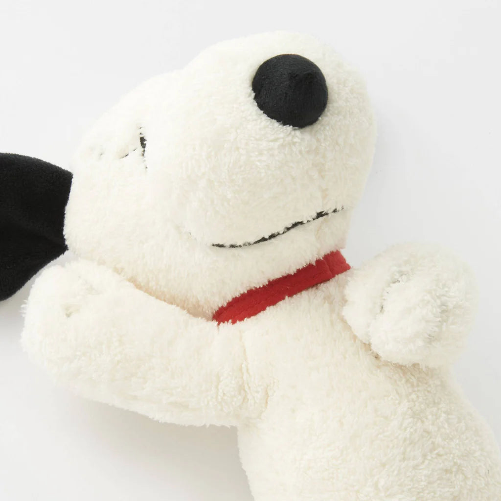 Kaws x Uniqlo x Peanuts snoopy plush white