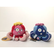 Load image into Gallery viewer, Takashi Murakami Red and Blue Octopus Mini Plush set
