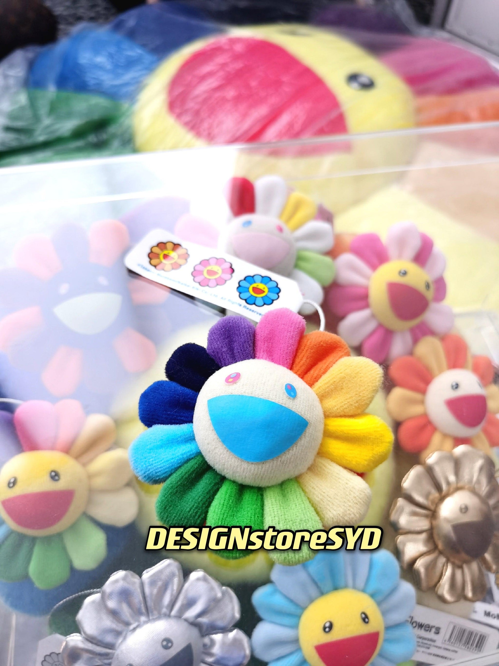 Murakami brooch discount