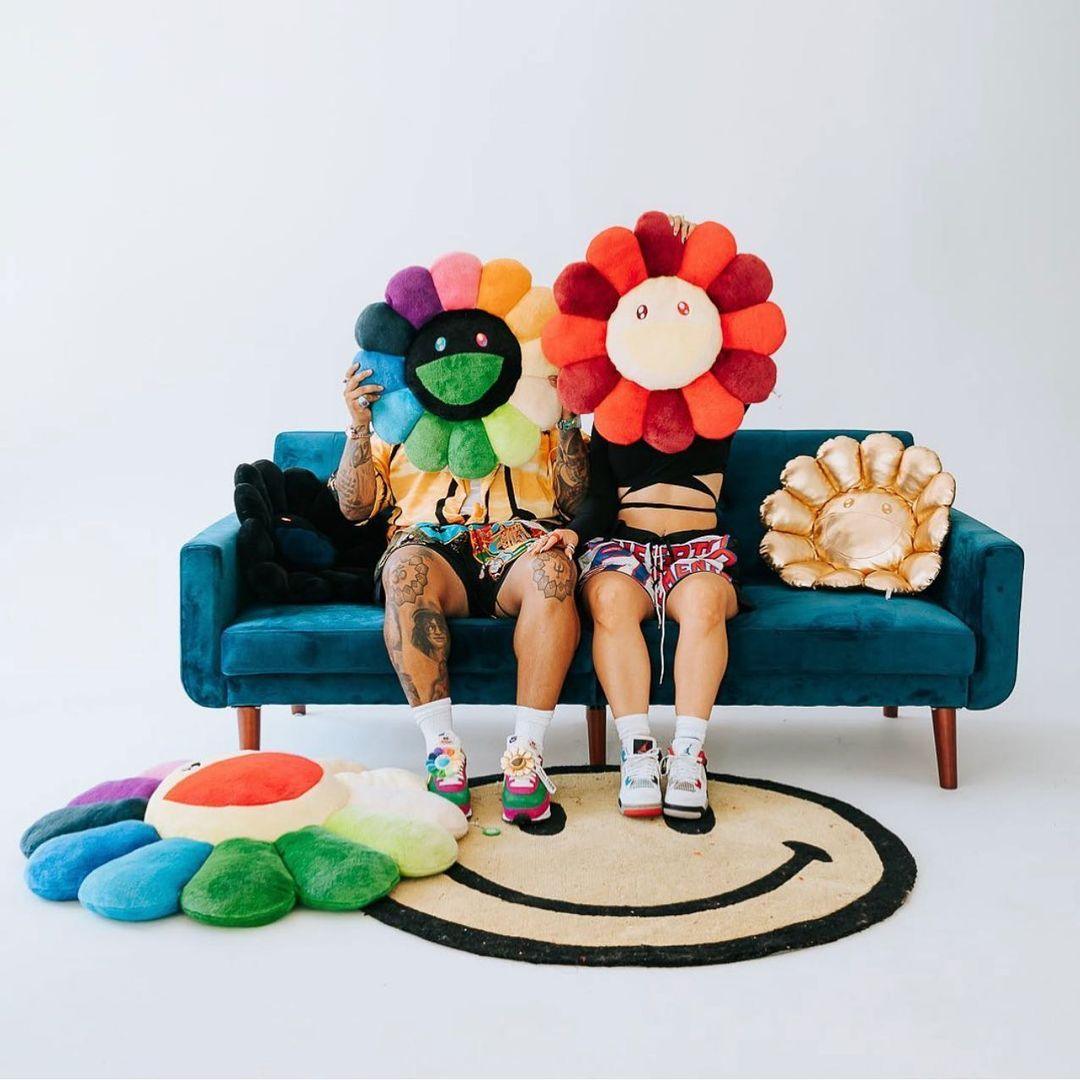 Takashi Murakami Flower Pillow Cushion All Black kaikai kiki –  Designstoresyd